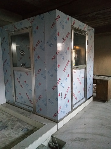 轉角風淋室為何又叫異形風淋室和L型風淋室呢?